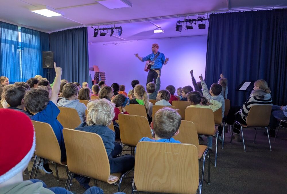 Enno Kalisch sammelt Ideen für Geschichten